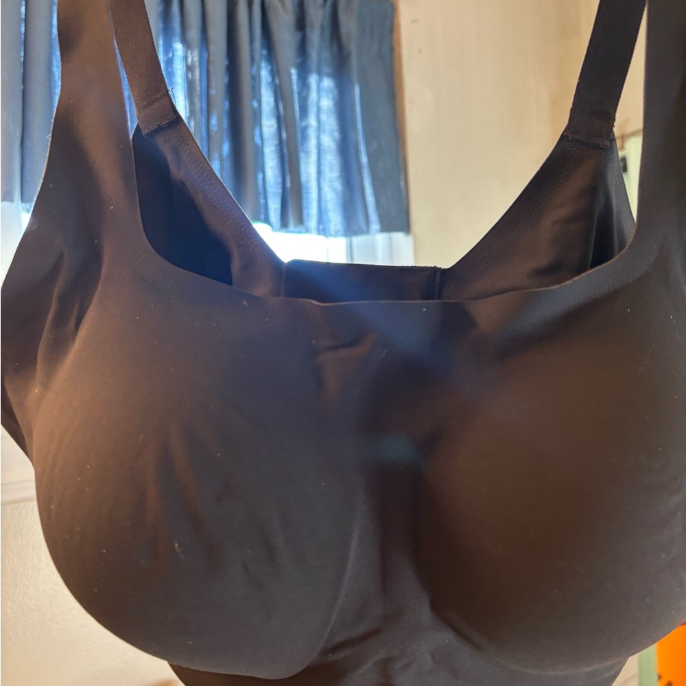 Skims Bra - Picture 2 of 5